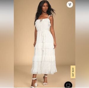 Lulu’s White Burnout Floral Tiered MIDI Dress Brand New size Large